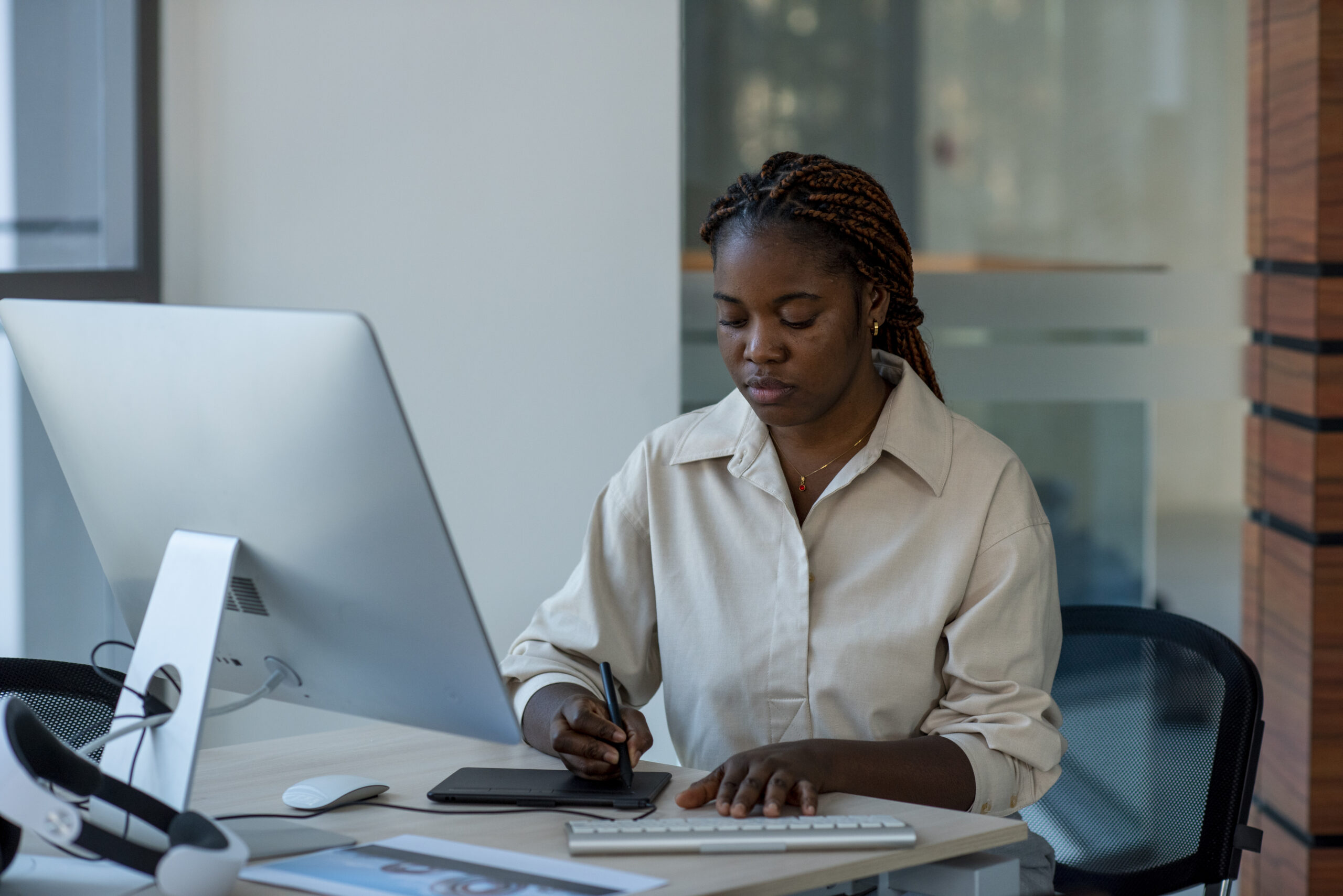 Bubi Alexander offers outsourced bookkeeping services in Kenya